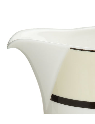 Manhattan Gravy Boat with Saucer